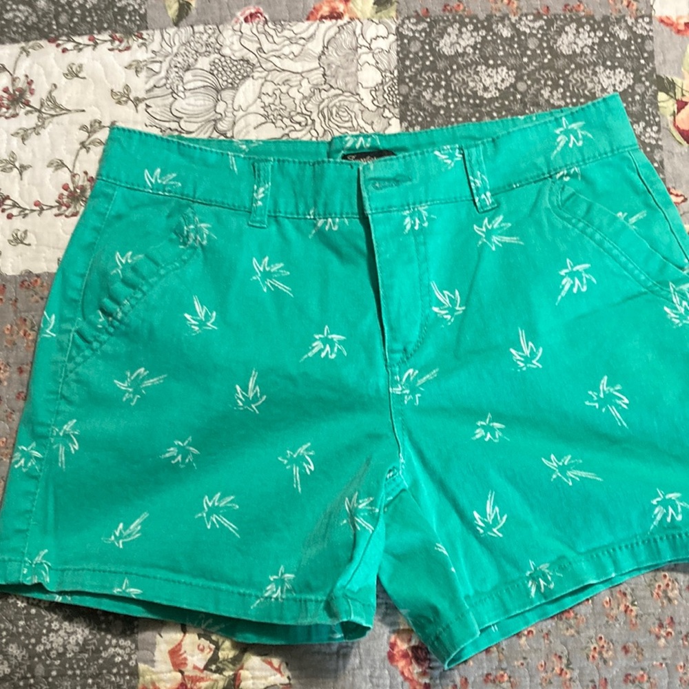 Supplies shorts